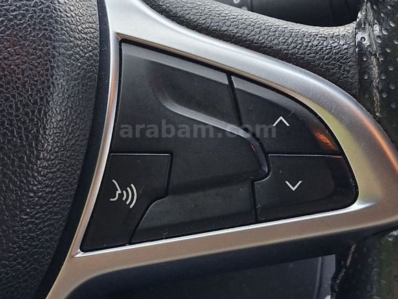 2021 MODEL/ORJİNAL 92 BİN KM/VİTES 6 İLERİ/TAKAS OLUR