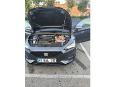 Sahibinden Seat Leon 1.5 eHybrid FR 2025 Model