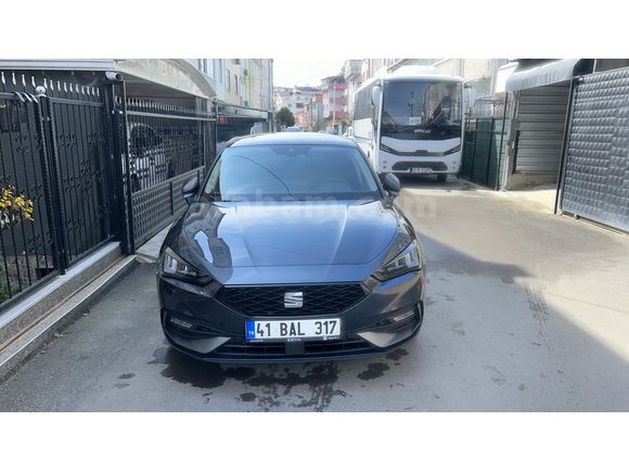 Sahibinden Seat Leon 1.5 eHybrid FR 2025 Model