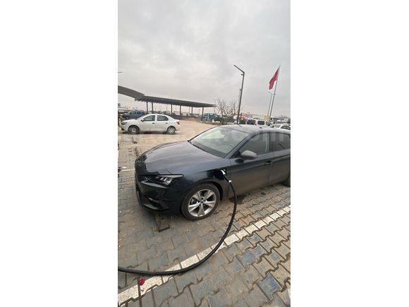 Sahibinden Seat Leon 1.5 eHybrid FR 2025 Model