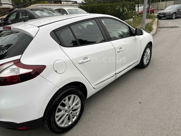 Sahibinden düşük km  Megane HB