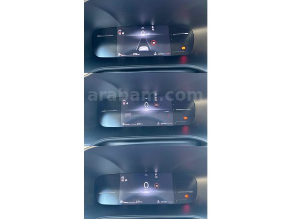 1 EM AUTO`DAN 2025 RENAULT MEGANE 1.3 TCE HATASIZ BOYASIZ 
