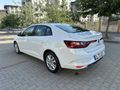 1 EM AUTO`DAN 2025 RENAULT MEGANE 1.3 TCE HATASIZ BOYASIZ 