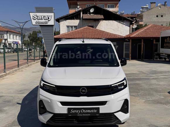 SARAY OTOMOTİV den Opel Combo1.5D130ps Essential 19 000km