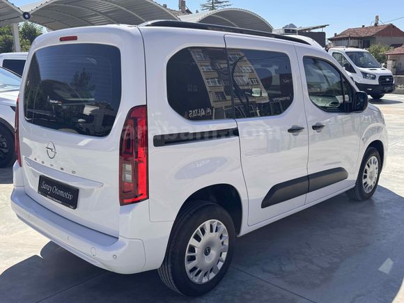 SARAY OTOMOTİV den Opel Combo1.5D130ps Essential 19 000km