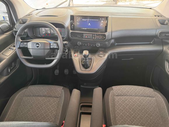 SARAY OTOMOTİV den Opel Combo1.5D130ps Essential 19 000km