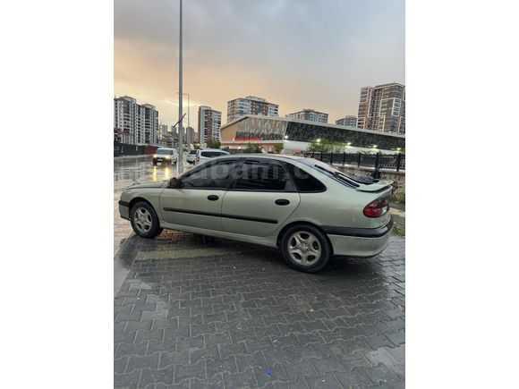 Sahibinden Renault Laguna 2.0 RXT 1999 Model 