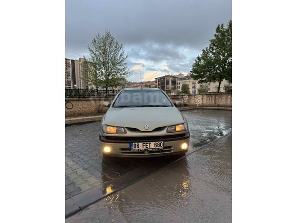 Sahibinden Renault Laguna 2.0 RXT 1999 Model 