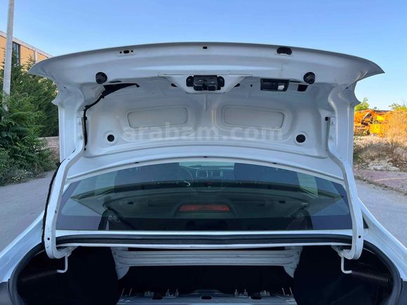 HATASIZ BOYASIZ İLK ELDEN 2020 ÇIKIŞLI  1.5 dCi Joy 
