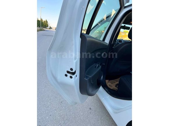 HATASIZ BOYASIZ İLK ELDEN 2020 ÇIKIŞLI  1.5 dCi Joy 