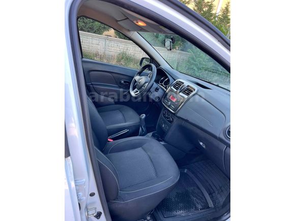 HATASIZ BOYASIZ İLK ELDEN 2020 ÇIKIŞLI  1.5 dCi Joy 