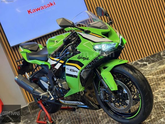 Galeriden Kawasaki Ninja ZX 6R 2025 Model İstanbul 6.400 km Yeşil