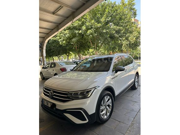 7 KOLTUK OPSİYONLU 2023 ÇIKIŞLI Volkswagen Tiguan All Space 1.5 TSI Life 2022 Model 