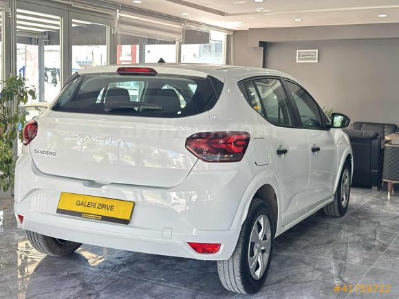 2023 MODEL OTOMATİK VİTES DACİA SANDERO