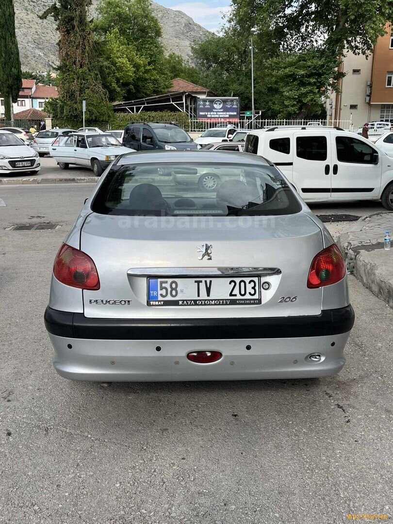 Galeriden Peugeot 206 1.4 Comfort 2010 Model Tokat 210.000 km Gri 5