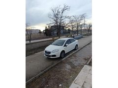 Sahibinden Fiat Linea 1.3 Multijet Pop 2015 Model. Euro 5 motor