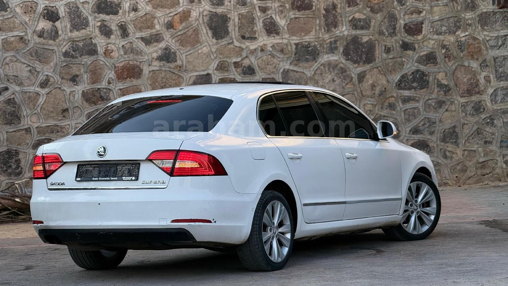 Galeriden Skoda SuperB 1.6 TDI Prestige 2013 Model Gaziantep 270.000 km Beyaz 6