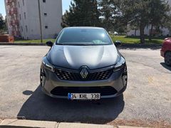 Askeri Personelden Clio 1.0 TCe Evolution 2024 Model  45.xxx km Gri (Gümüş)