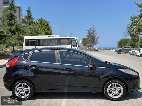 2015 MODEL FORD FİESTA 1.5 TDCİ TİTANİUM