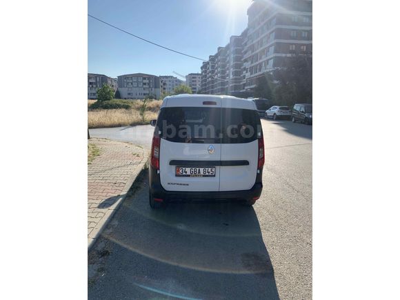 Sahibinden Renault Express Van 1.5 BlueDCI Joy 2022 Model 