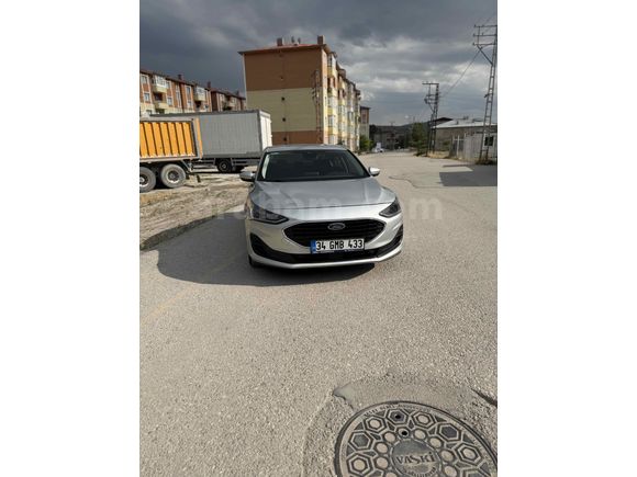 Sahibinden Ford Focus 1.5 Ti-VCT Trend X 2022 Model 