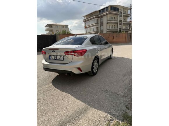 Sahibinden Ford Focus 1.5 Ti-VCT Trend X 2022 Model 