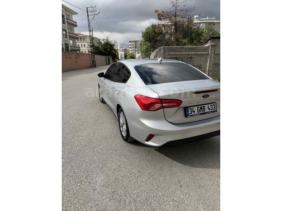 Sahibinden Ford Focus 1.5 Ti-VCT Trend X 2022 Model 