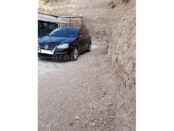 Sahibinden Volkswagen Jetta 1.6 TDi Primeline 2010 Model