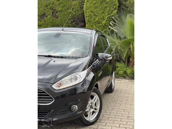 2015 MODEL 1.5 DİZEL FORD FİESTA TİTANİUM 75 HP