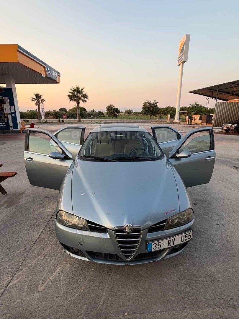 Sahibinden Alfa Romeo 156 1.6 TS Distinctive 2005 Model İzmir 321.000 km Gri (metalik) 1