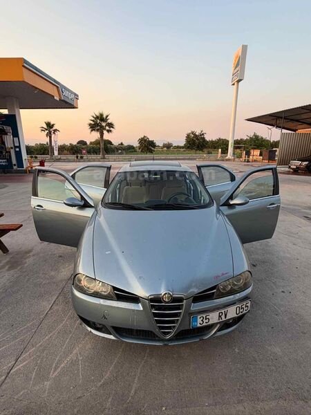 Sahibinden Alfa Romeo 156 1.6 TS Distinctive 2005 Model İzmir 321.000 km Gri (metalik)