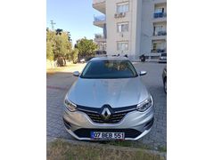 Sahibinden Renault Megane 1.3 TCe Joy Comfort 2022 Model  68.600 km Gri (Gümüş)
