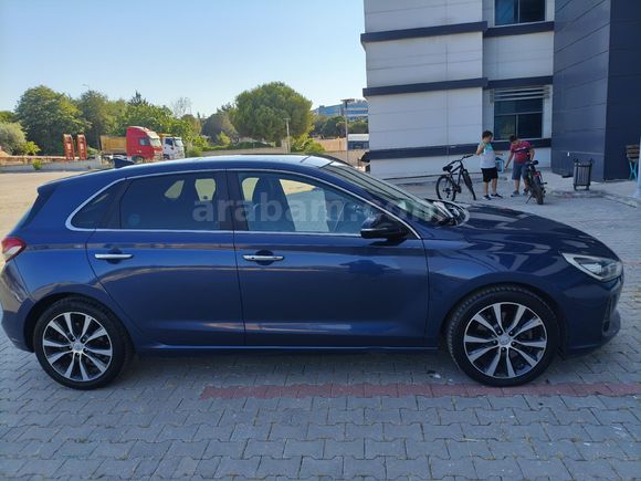Sahibinden Hyundai i30 1.6 CRDi Elite Plus 2017 Model