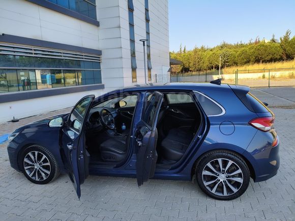 Sahibinden Hyundai i30 1.6 CRDi Elite Plus 2017 Model