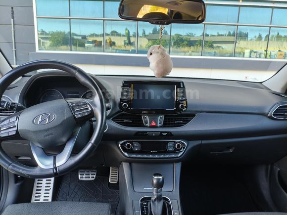 Sahibinden Hyundai i30 1.6 CRDi Elite Plus 2017 Model