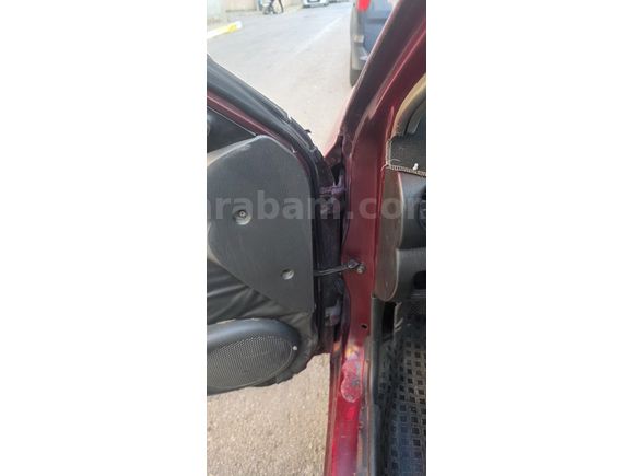 Sahibinden Hyundai Accent 1.3 LX 2000 Model İstanbul