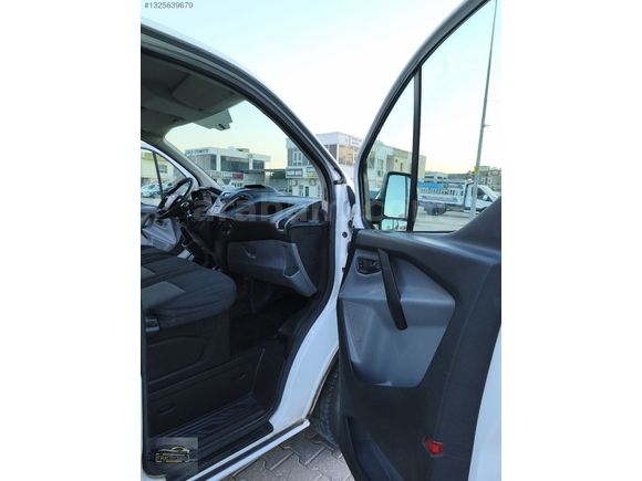 FIRAT OTOMOTİV'DEN 2015 ÇIKIŞLI 119 KM FORD CUSTOM KLİMALI