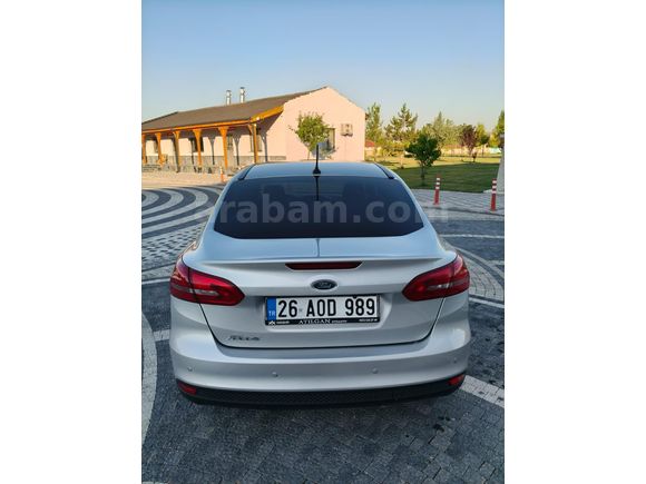 Sahibinden Ford Focus 1.6 Ti-VCT Trend X 2017 Model