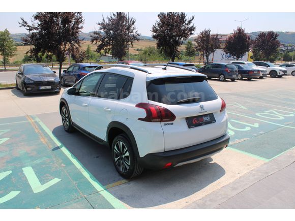 Peugeot 2008 1.6BLUEHDI ALLURE
