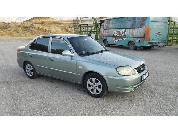 Hyundai Accent  admire değişensiz