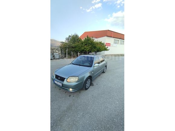 Hyundai Accent  admire değişensiz