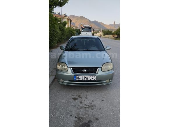 Hyundai Accent  admire değişensiz
