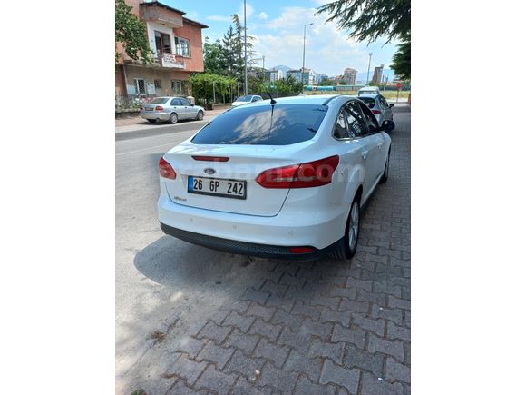 Sahibinden Ford Focus 1.6 TDCi Trend X 2016 Model Araç  Sağ ön çamurluk değişen sağ ön kapı boyalı Araç KAYSERİ DE