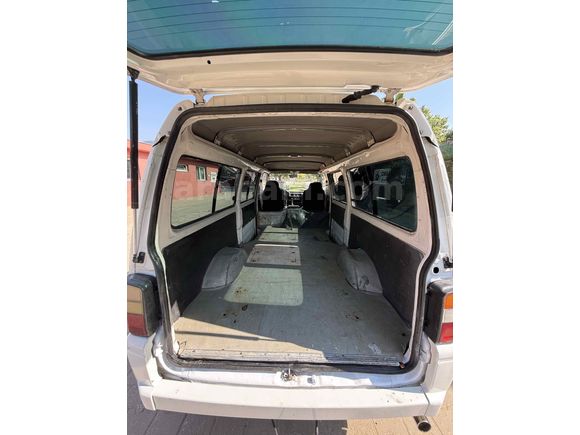 Sahibinden Mitsubishi L 300 Camlı Van 2000 Model 