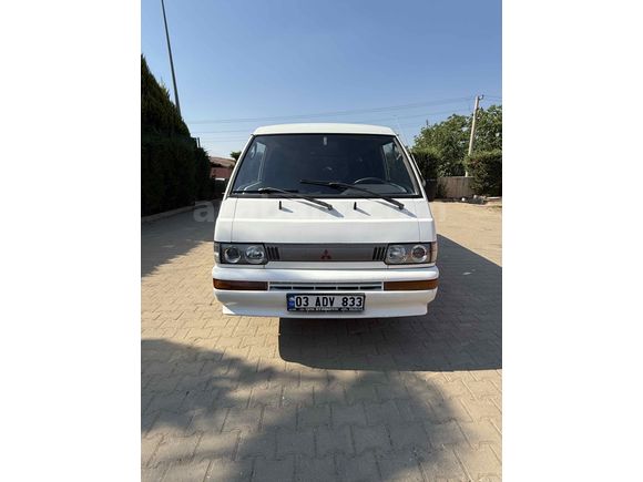 Sahibinden Mitsubishi L 300 Camlı Van 2000 Model 