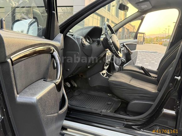2012 Duster 1.5 DCI LAUREATE 200BİNDE 2PARÇA BOYA HARİCİ HATASIZ