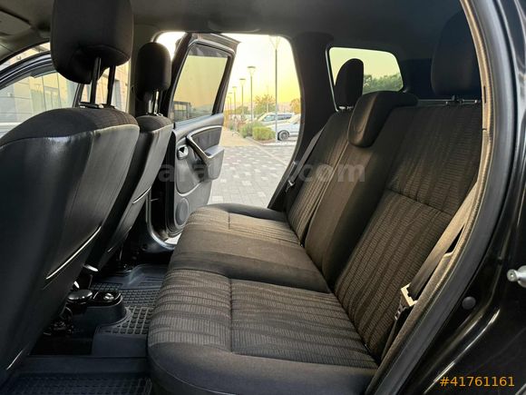 2012 Duster 1.5 DCI LAUREATE 200BİNDE 2PARÇA BOYA HARİCİ HATASIZ