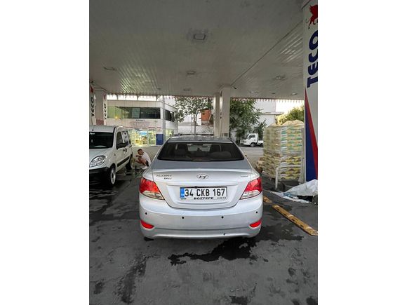 Sahibinden Hyundai Accent Blue 1.6 CRDI Mode Plus 2013 Model 