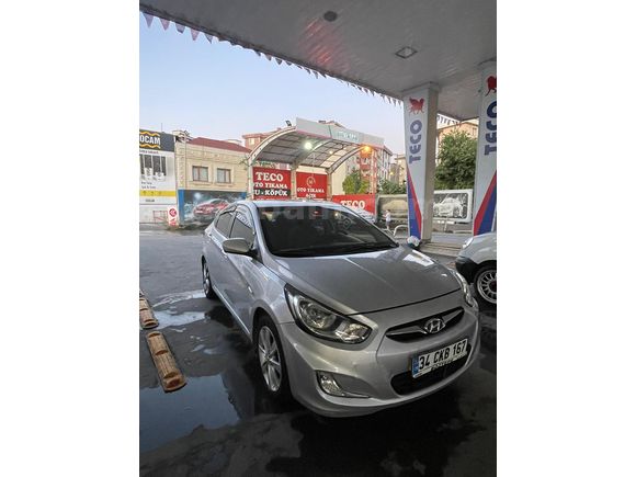Sahibinden Hyundai Accent Blue 1.6 CRDI Mode Plus 2013 Model 