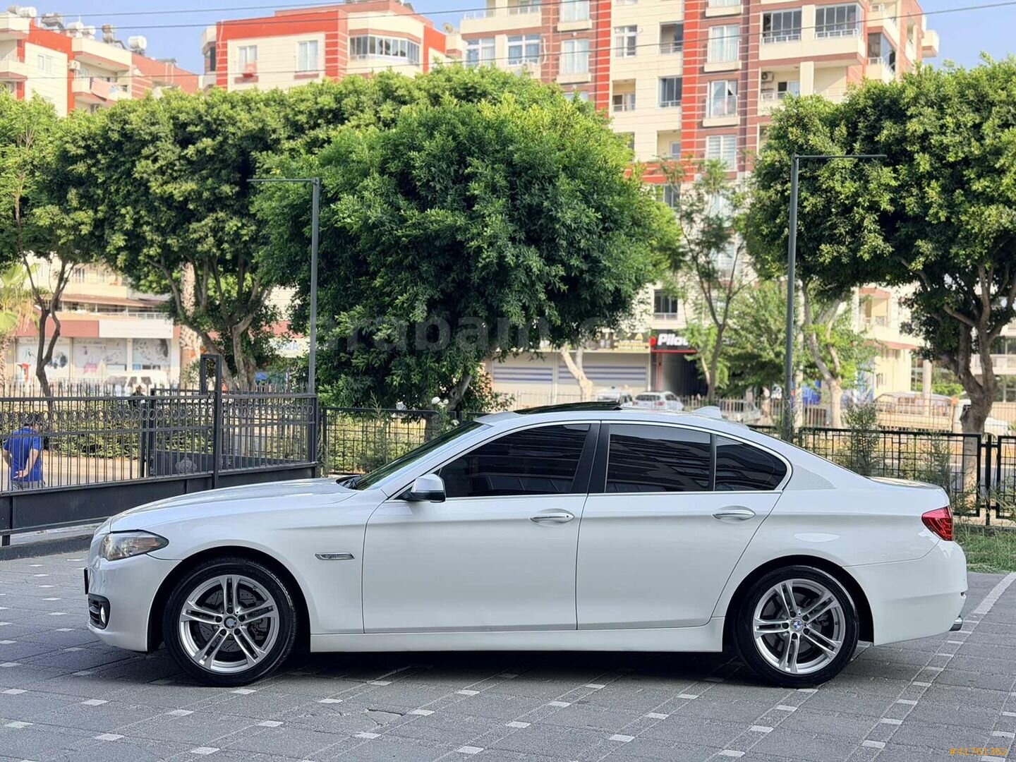 Galeriden BMW 5 Serisi 520d M Sport 2014 Model Mersin 280.000 km Beyaz 7